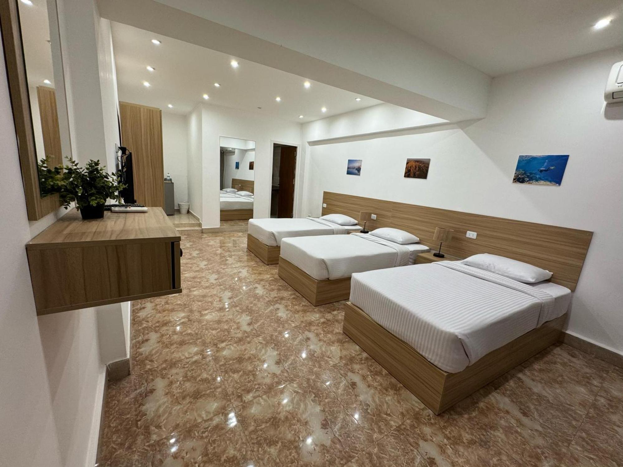 Lilly Rooms And Studio Hurghada Exterior photo